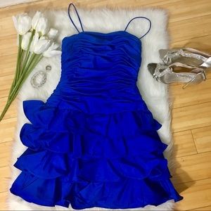 Royal Blue Ruffled Prom Dresd
